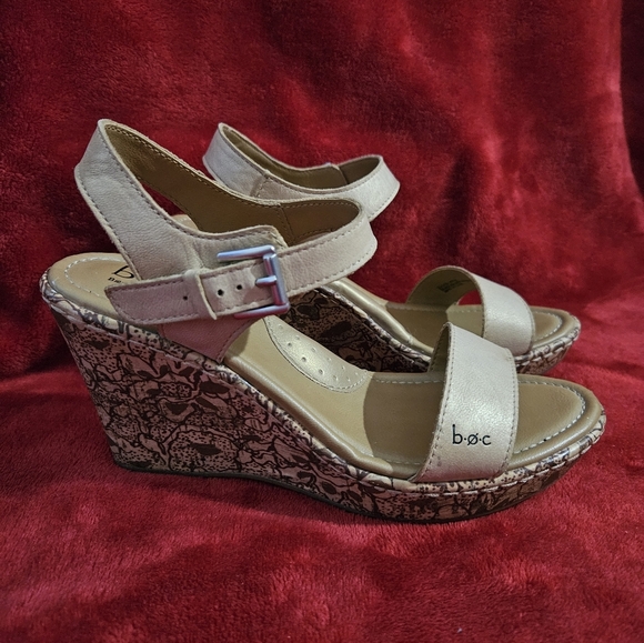 BOC Women Leather Platform Wedge Heel Sandal-Size 7M, Color-Stone/Beige - Picture 2 of 10